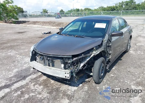 2015 Nissan Altima 2.5 S from USA, damaged, VIN 1N4AL3APXFN368079